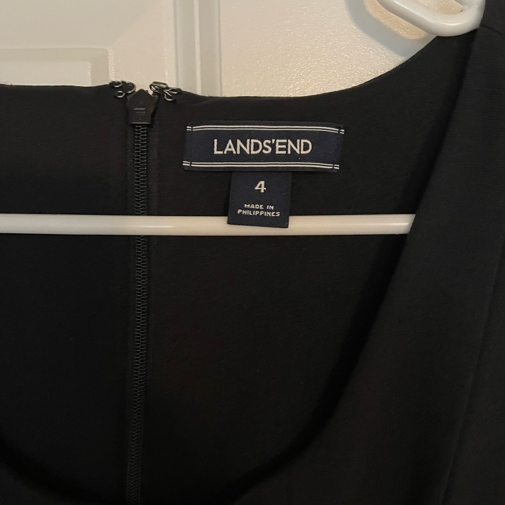 Lands End Dress Fits 6/8 M - Picture 2 of 4